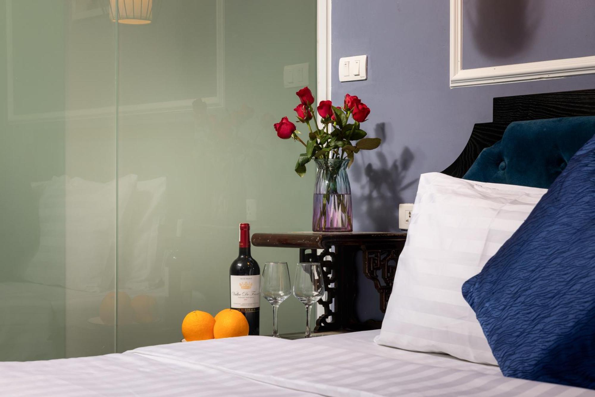 Amanda Boutique & Travel Hà Nội
